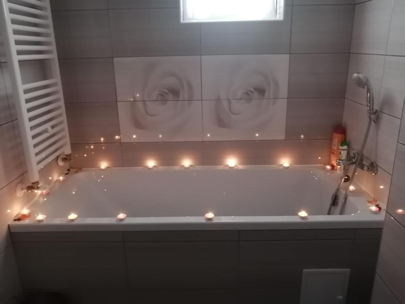 Lar Apartment Focşani 객실 사진